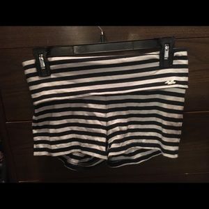 Hollister Cotton Shorts - Size Small